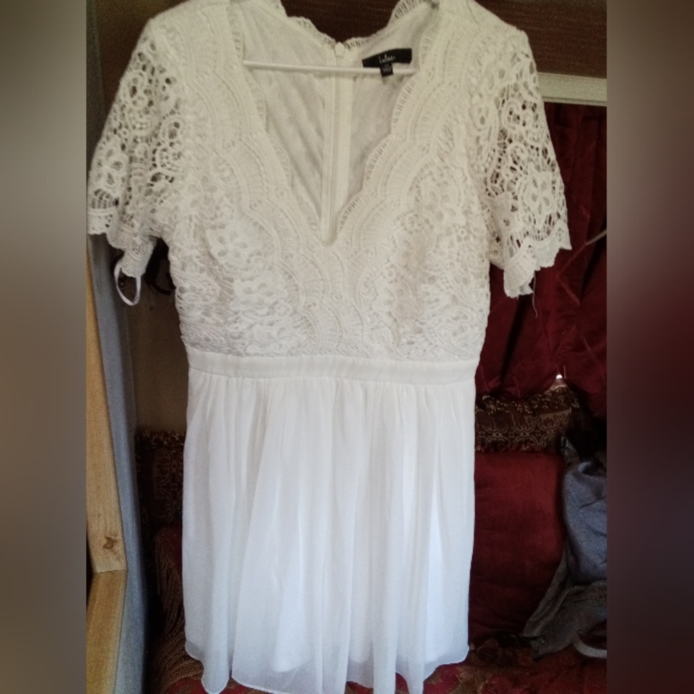 Lulu's beautiful laced dress
